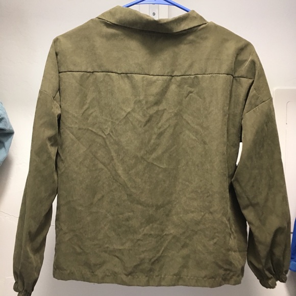 Tops - Picture 2 of 3